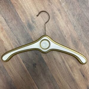 Set of 12 Vintage Nasco wooden Hollywood hangers 60’s Hand Painted